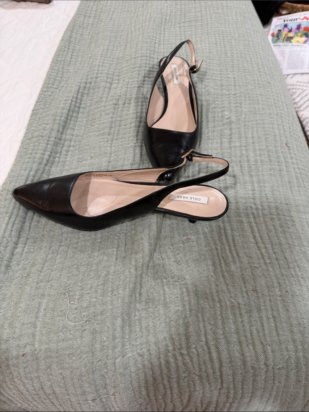 Cole Haan Black Pointed Slingback Heels 7B  like new leather